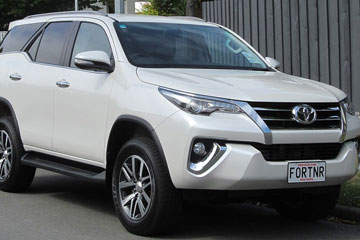 fortuner-taxi.jpg